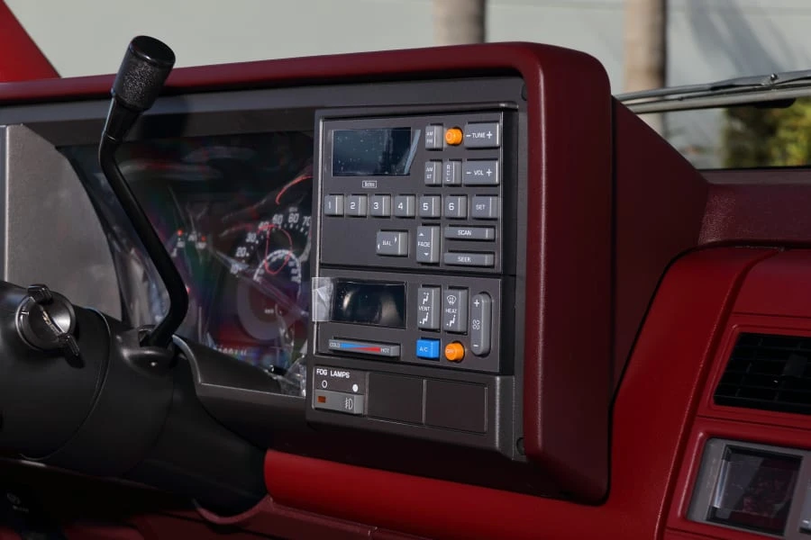 1990 Chevrolet 454 SS - Image 24 of 31