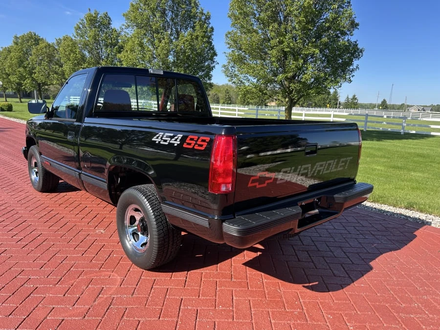 1990 Chevrolet 454 SS - Image 2 of 13
