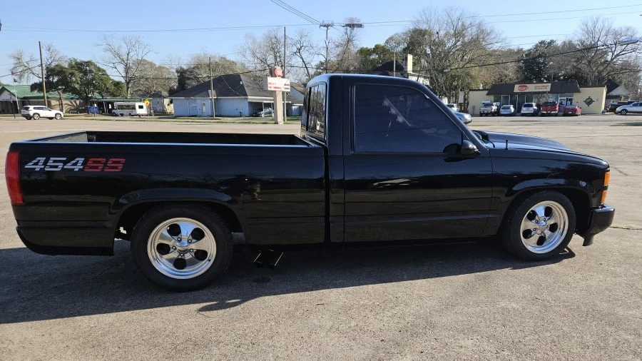 1990 Chevrolet 454 SS - Image 3 of 31