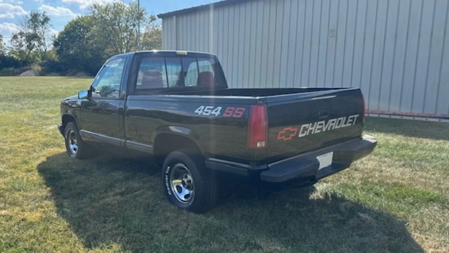 1990 Chevrolet 454 SS - Image 4 of 10