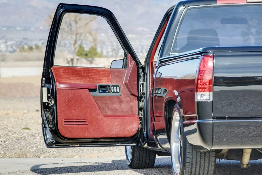 1990 Chevrolet 454 SS - Image 26 of 31