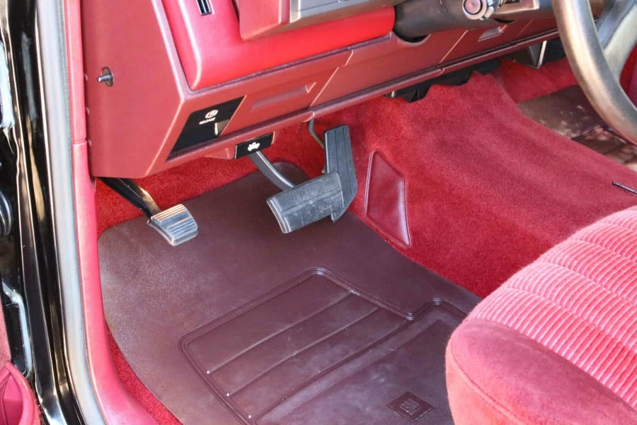 1990 Chevrolet 454 SS - Image 6 of 30