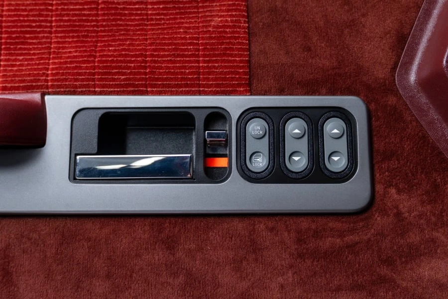 1990 Chevrolet 454 SS - Image 21 of 31