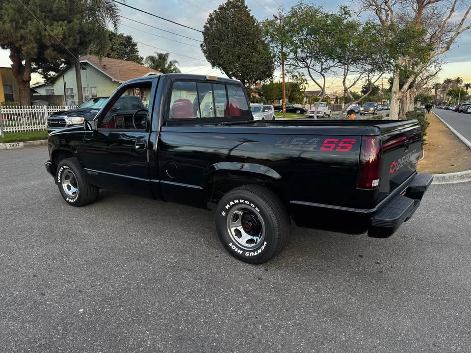 1990 Chevrolet 454 SS - Image 4 of 10