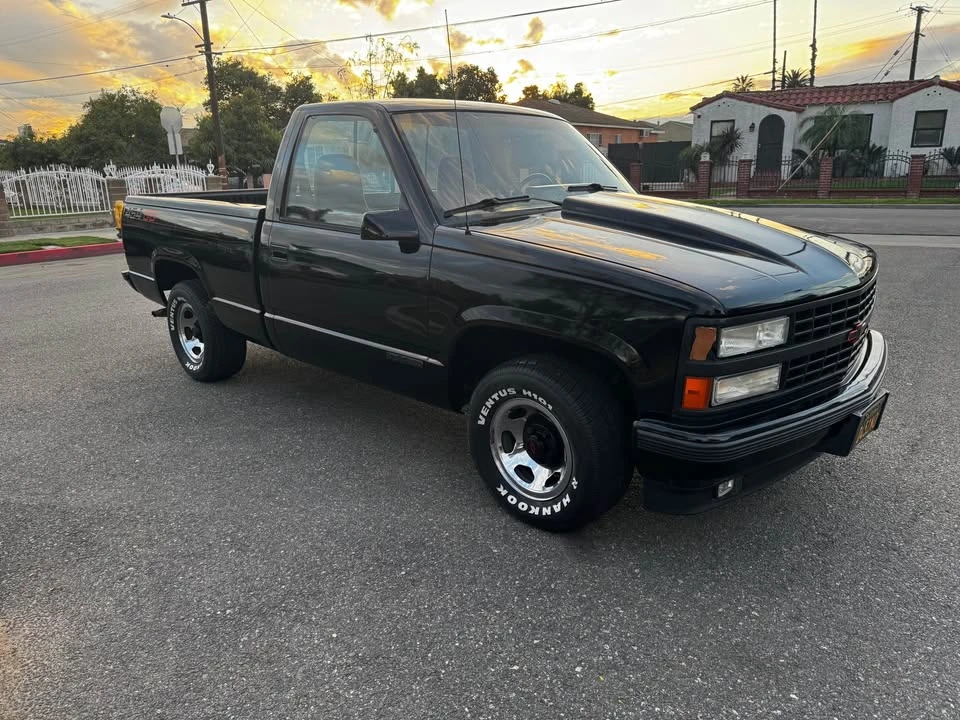 1990 Chevrolet 454 SS - Image 2 of 10