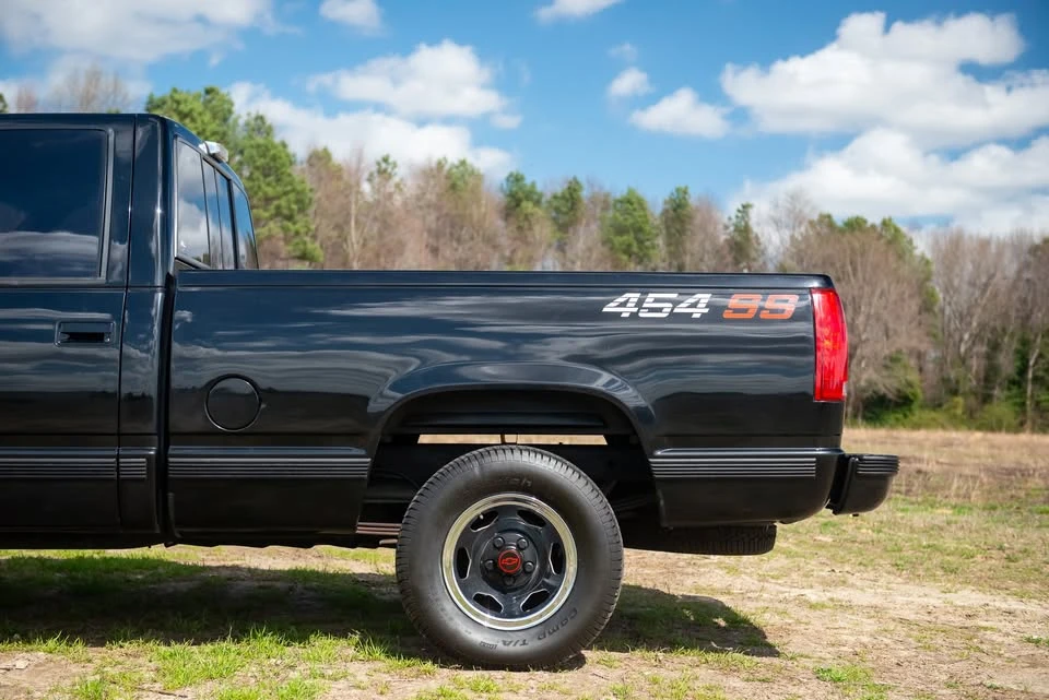 1990 Chevrolet 454 SS - Image 17 of 20