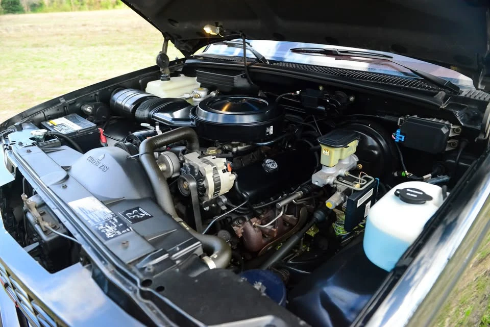 1990 Chevrolet 454 SS - Image 6 of 20