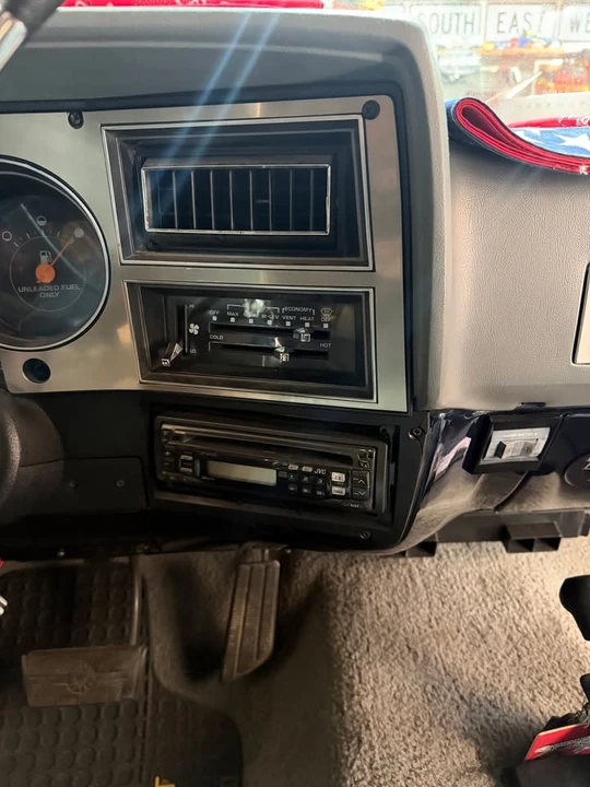 1990 Chevrolet Blazer - Image 17 of 17