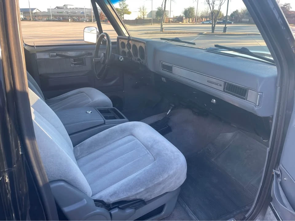 1990 Chevrolet Blazer - Image 12 of 16