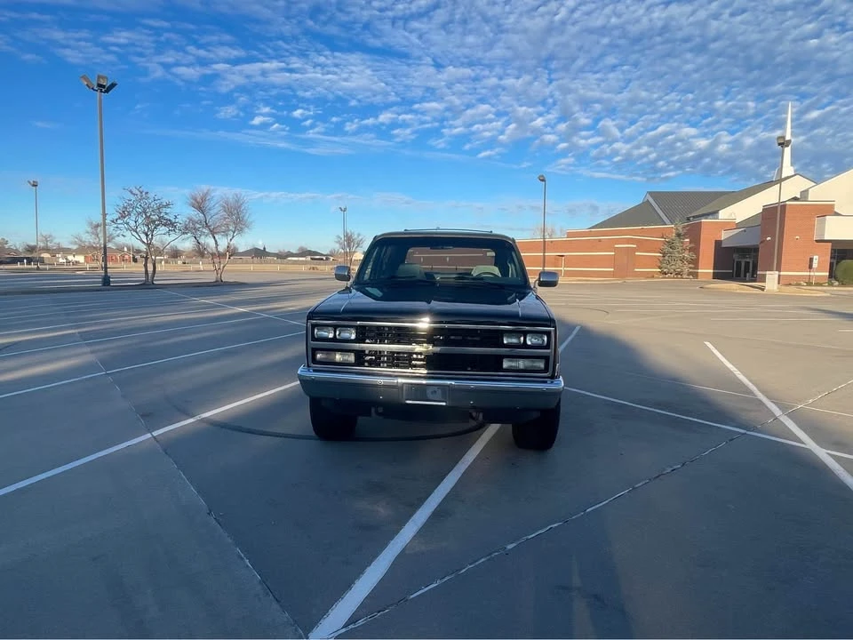 1990 Chevrolet Blazer - Image 8 of 16
