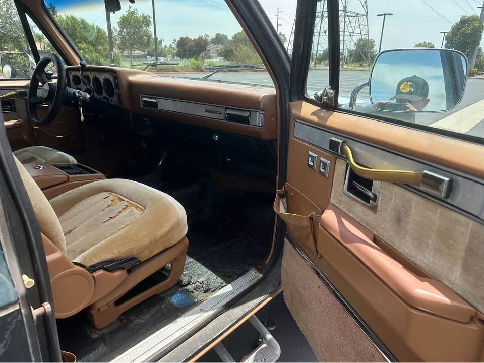 1990 Chevrolet Blazer - Image 7 of 12