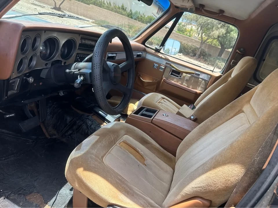 1990 Chevrolet Blazer - Image 6 of 12
