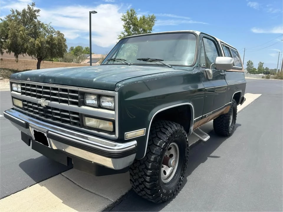1990 Chevrolet Blazer - Image 2 of 12