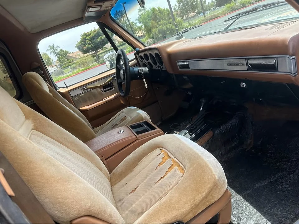 1990 Chevrolet Blazer - Image 8 of 12