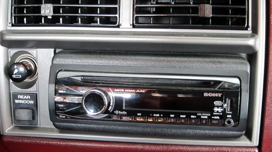 1990 Chevrolet Blazer - Image 5 of 12