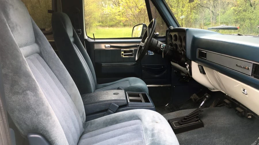 1990 Chevrolet Blazer - Image 6 of 9