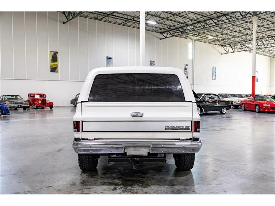 1990 Chevrolet K5 Blazer 2nd Gen - Image 5 of 31