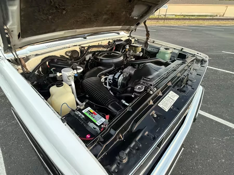 1990 Chevrolet K5 Blazer 2nd Gen - Image 11 of 12