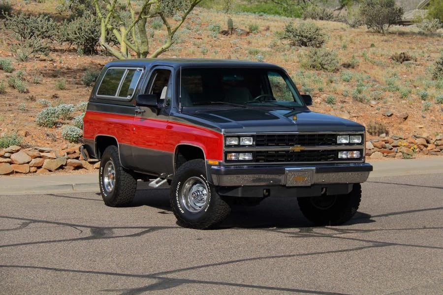 1990 Chevrolet Blazer - Image 18 of 31