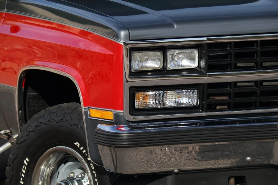 1990 Chevrolet Blazer - Image 12 of 31