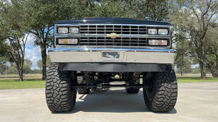 1990 Chevrolet Blazer - Image 4 of 21