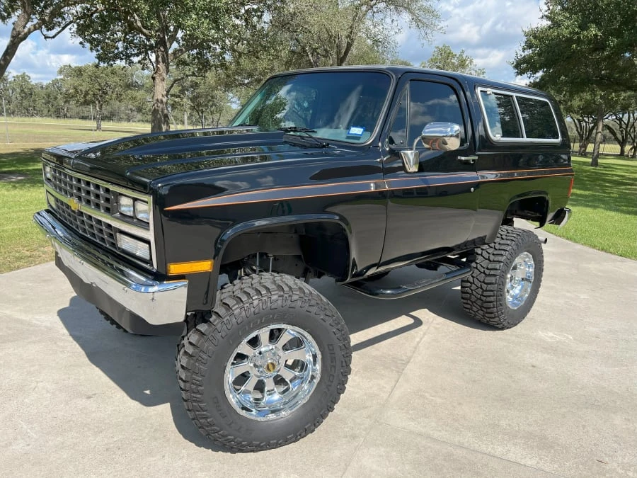 1990 Chevrolet Blazer - Image 18 of 21