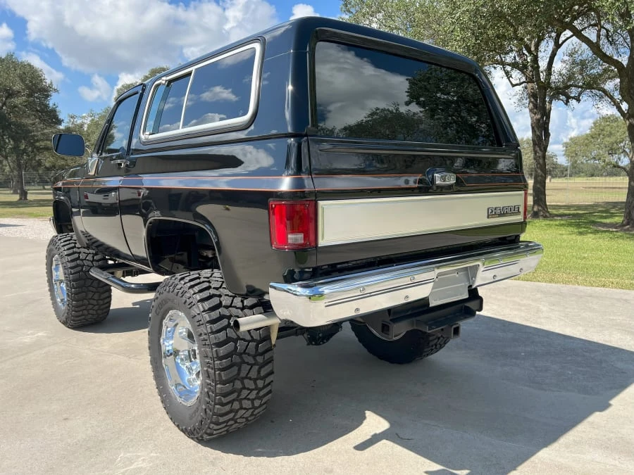 1990 Chevrolet Blazer - Image 14 of 21