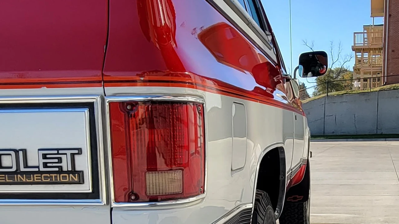 1990 Chevrolet Blazer - Image 21 of 28