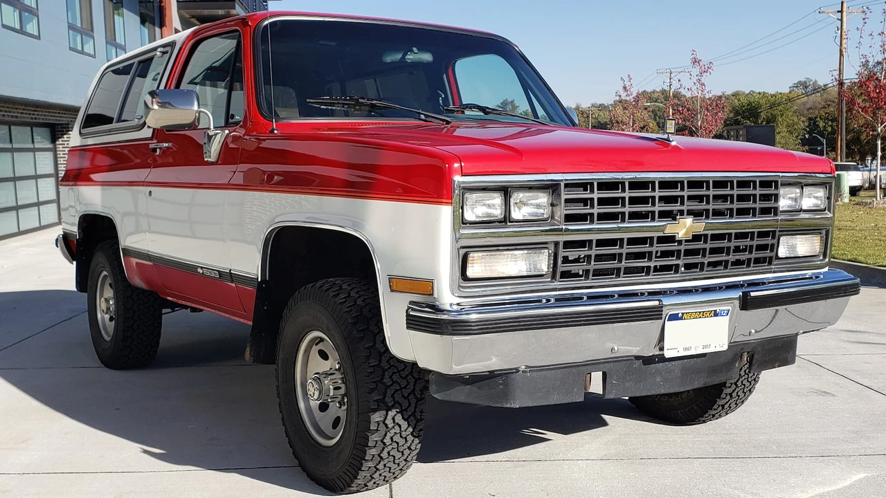 1990 Chevrolet Blazer - Image 28 of 28
