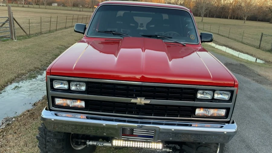 1990 Chevrolet Blazer - Image 18 of 31