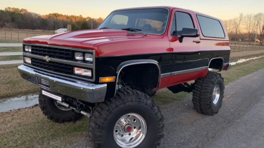 1990 Chevrolet Blazer - Image 29 of 31