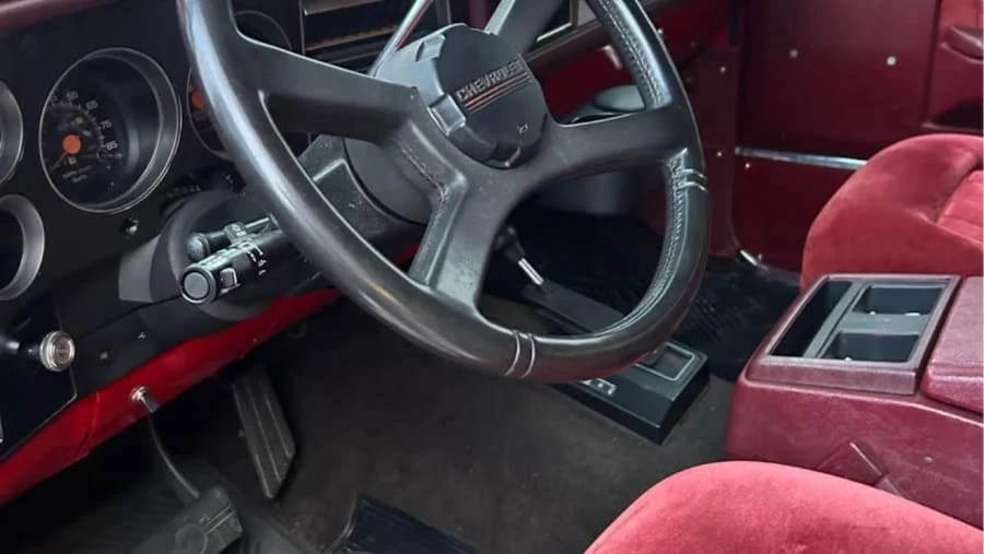 1990 Chevrolet Blazer - Image 7 of 8