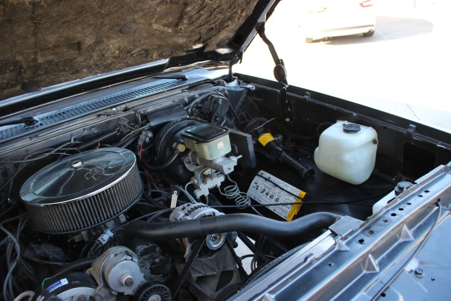 1990 Chevrolet Blazer - Image 8 of 8