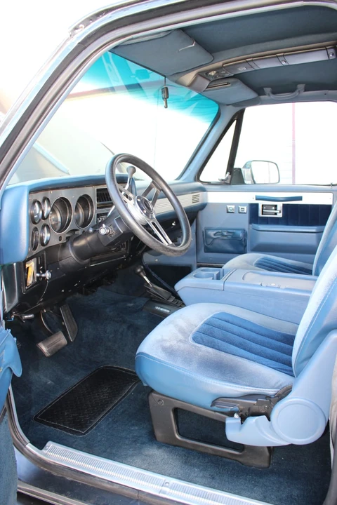 1990 Chevrolet Blazer - Image 7 of 8
