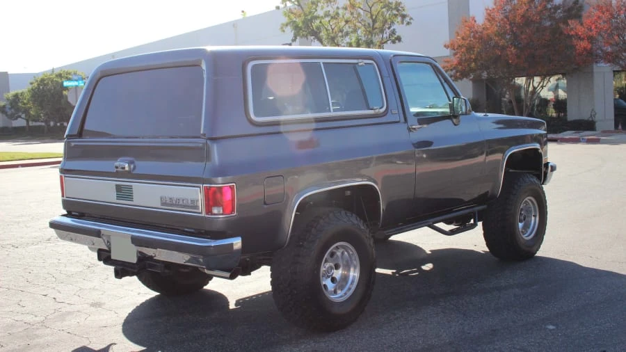 1990 Chevrolet Blazer - Image 4 of 8