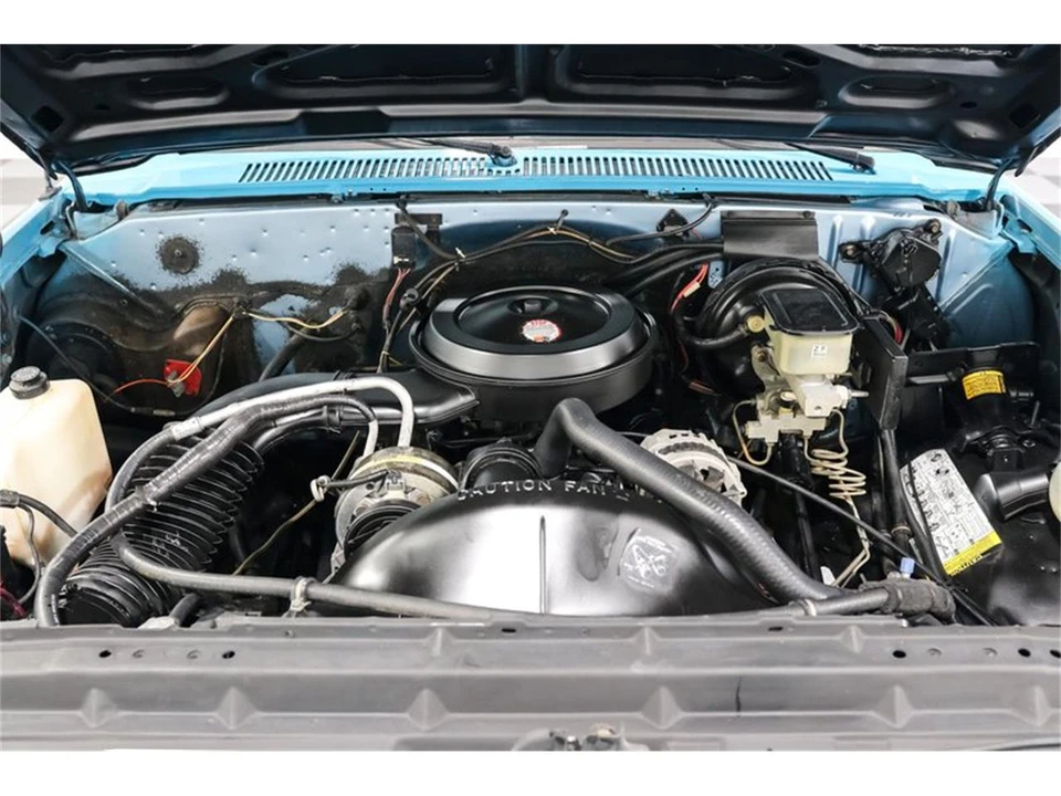 1990 Chevrolet K5 Blazer 2nd Gen - Image 21 of 28