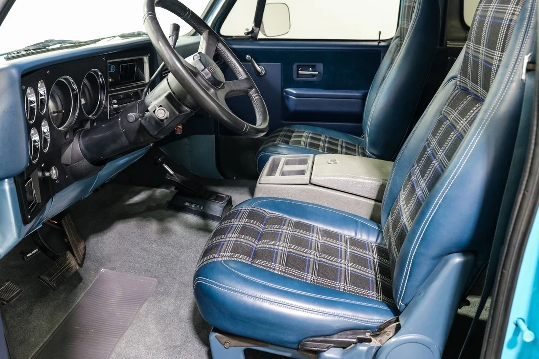 1990 Chevrolet Blazer - Image 14 of 21