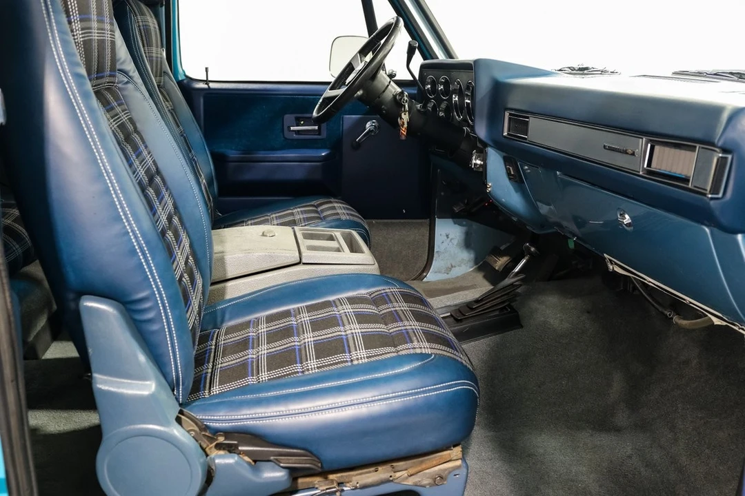 1990 Chevrolet Blazer - Image 19 of 21