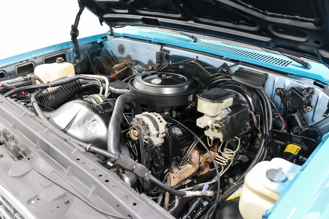 1990 Chevrolet Blazer - Image 20 of 21