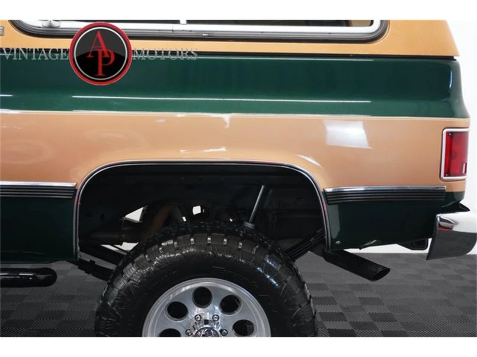 1990 Chevrolet K5 Blazer 2nd Gen - Image 13 of 31