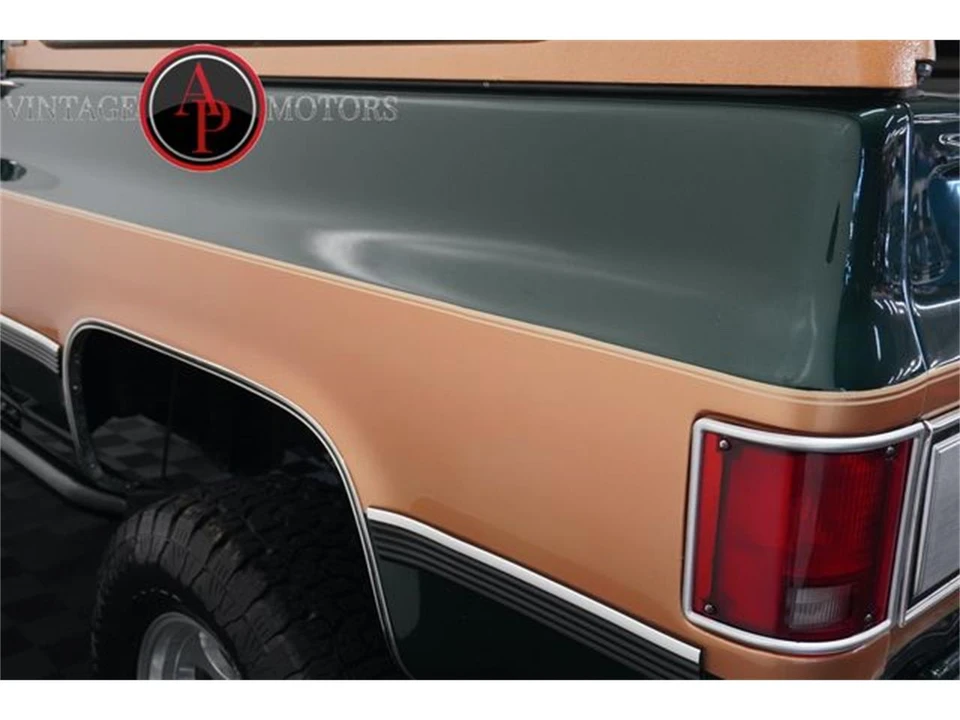 1990 Chevrolet K5 Blazer 2nd Gen - Image 22 of 31
