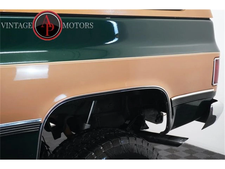 1990 Chevrolet K5 Blazer 2nd Gen - Image 10 of 31