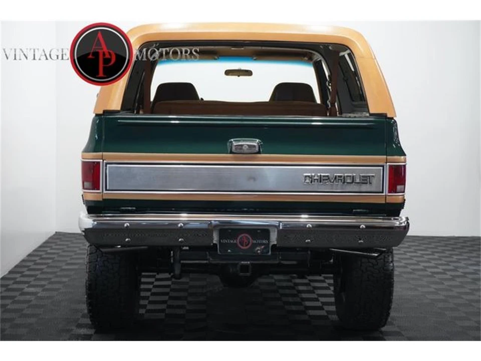 1990 Chevrolet K5 Blazer 2nd Gen - Image 23 of 31