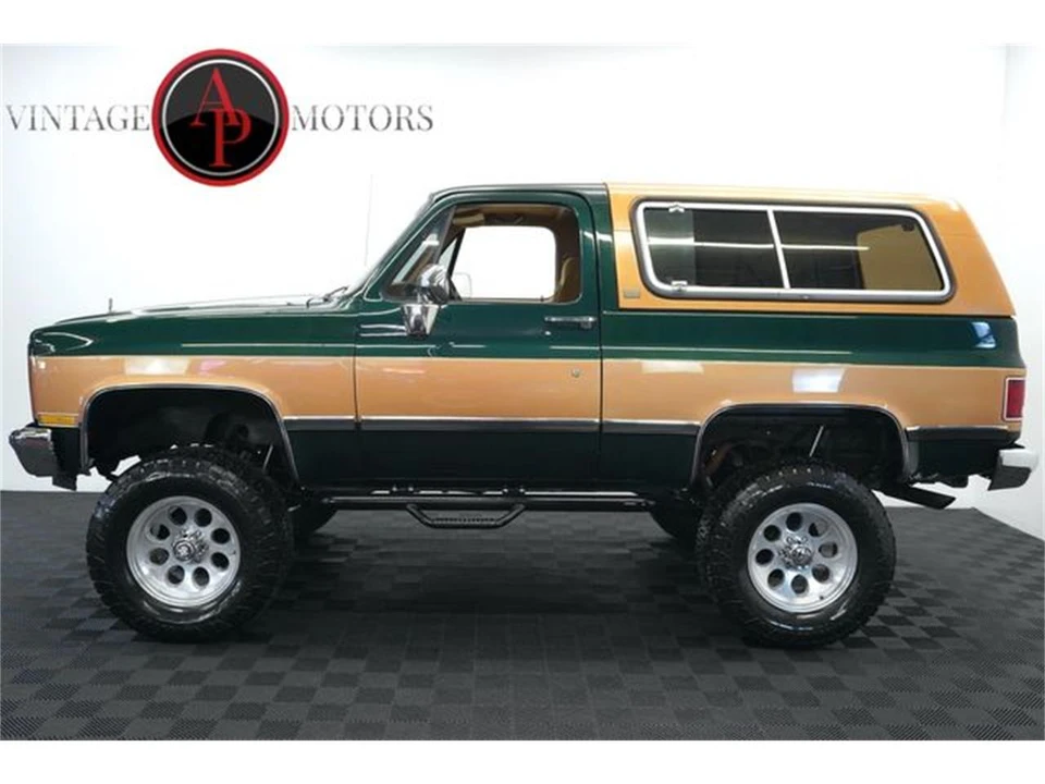 1990 Chevrolet K5 Blazer 2nd Gen - Image 7 of 31