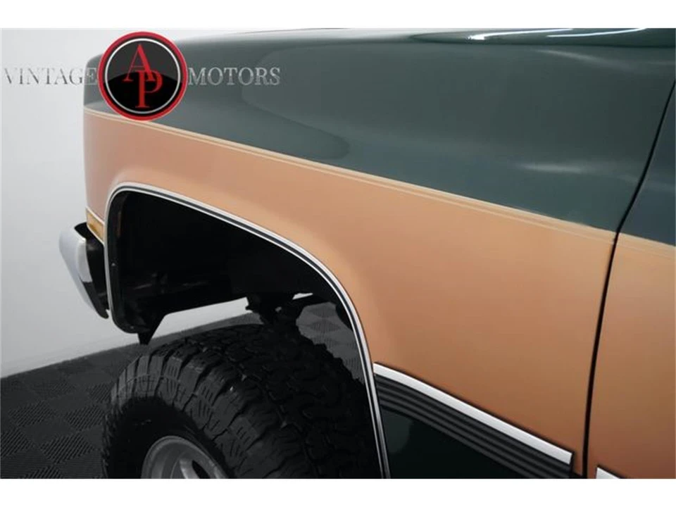 1990 Chevrolet K5 Blazer 2nd Gen - Image 20 of 31