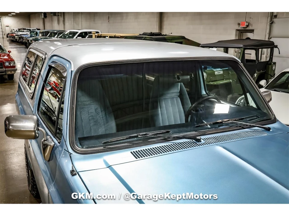 1990 Chevrolet K5 Blazer 2nd Gen - Image 16 of 31