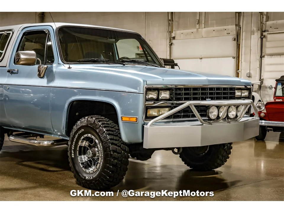 1990 Chevrolet K5 Blazer 2nd Gen - Image 13 of 31