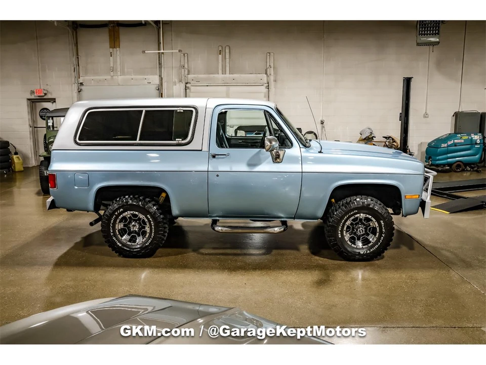 1990 Chevrolet K5 Blazer 2nd Gen - Image 10 of 31