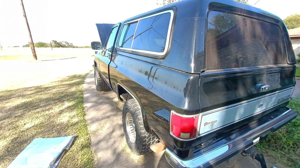1990 Chevrolet K5 Blazer 2nd Gen - Image 5 of 11