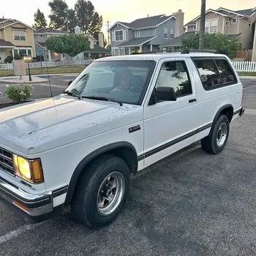 1990 Chevrolet Blazer LS Sport Utility 2D
